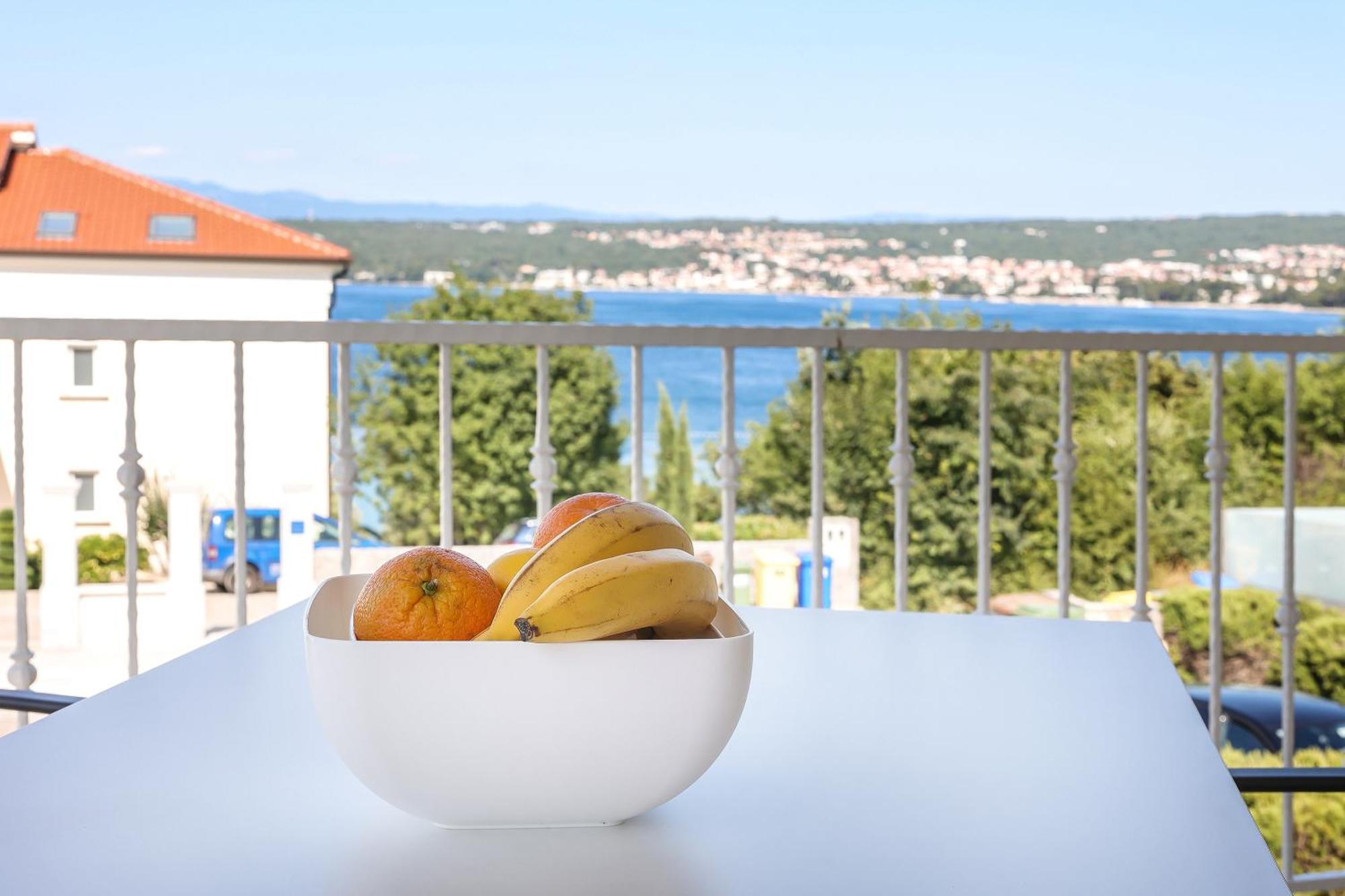 Sea View By Moro Apartment Malinska Exterior photo